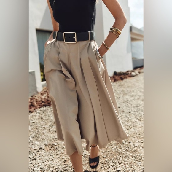 NWT ZARA SHOULDER PAD DRESS - Picture 8 of 12